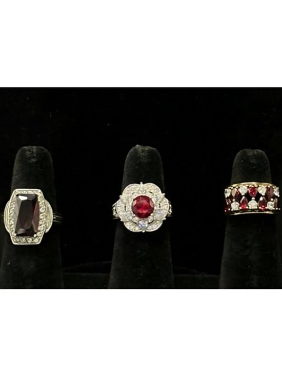 unknown Jewelry - Vintage Ruby Color Stone & Sparkle Accent Rings Set Of 3 Sizes 8/7/6 Silver & G